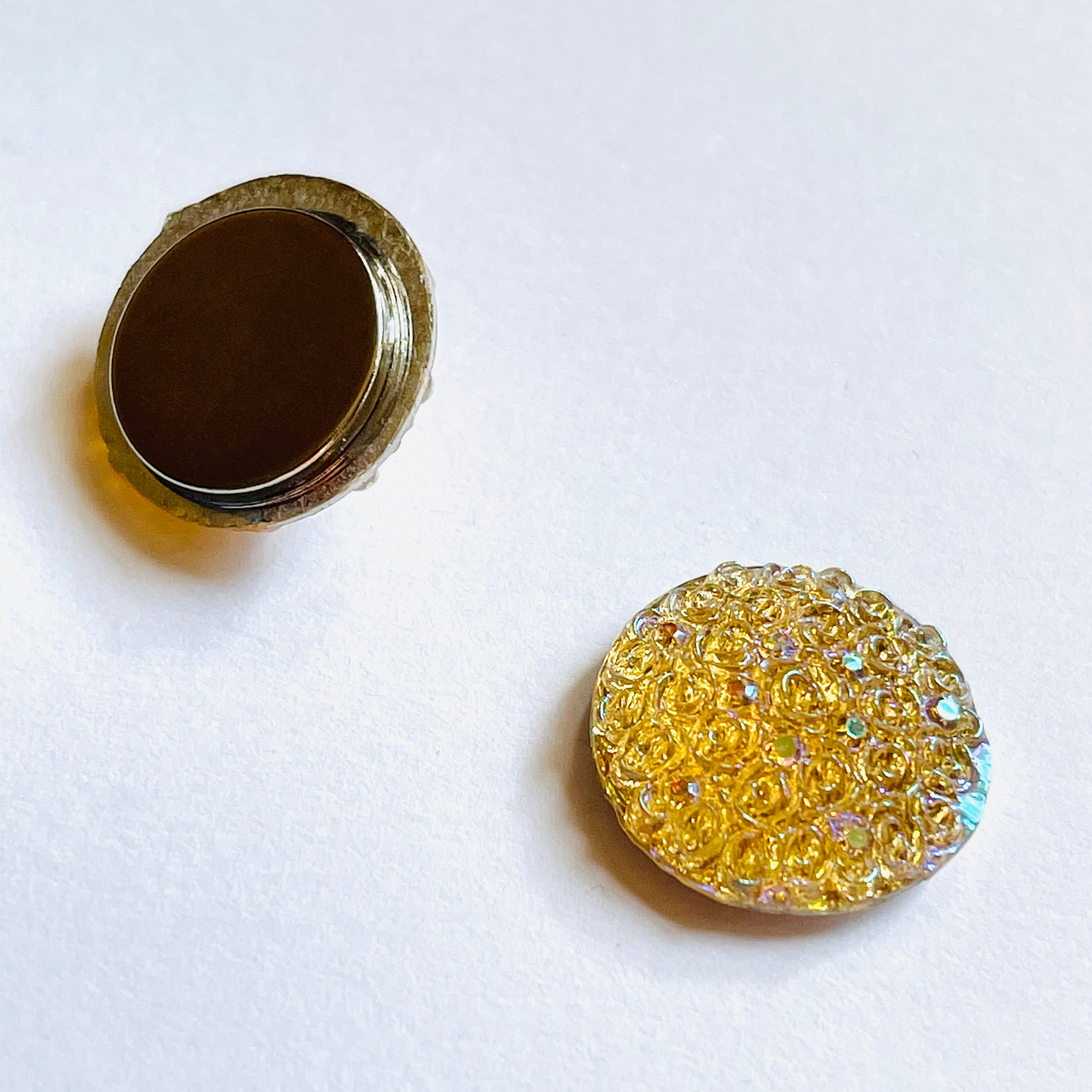 Magnetic Crystal Hijab Pin #52 - AL SHARIF STORE