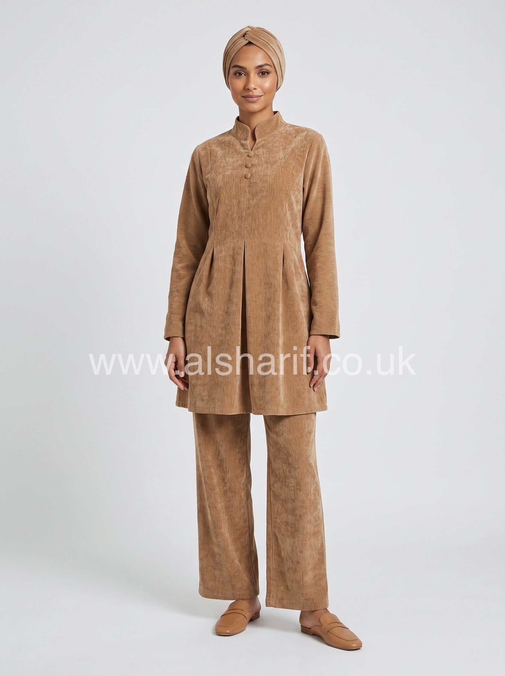 2 Piece Velvet Pleated Co-Ord Trouser Set with Belt