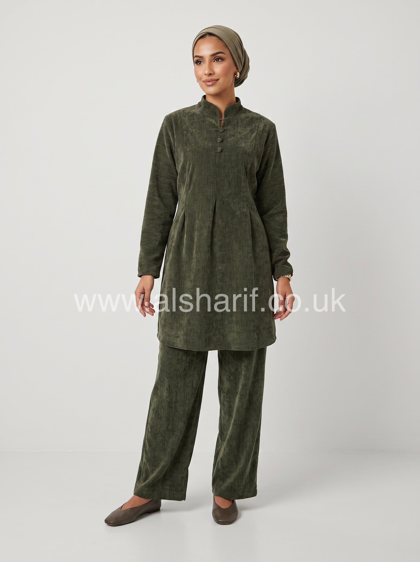 2 Piece Velvet Pleated Co-Ord Trouser Set with Belt